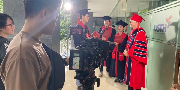 TVC Review USTH | Phim giới thiệu Trường Đại học Khoa học & Công nghệ Hà Nội