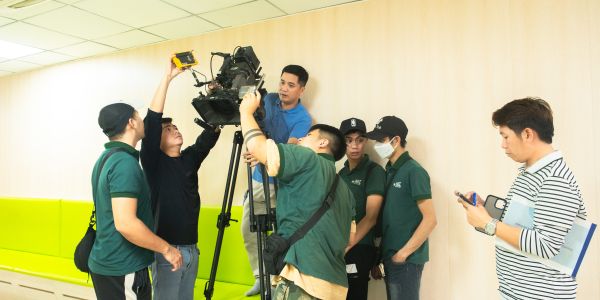 Võ Hạ Trâm trong MV “Bứt phá Việt Nam” | Video âm nhạc chính thức do ColorMedia sản xuất